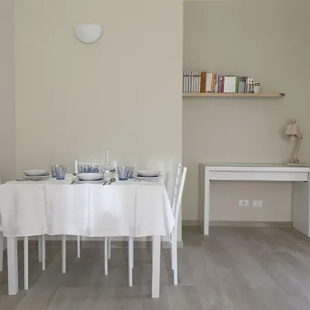 公寓 Attico In Centro - Blue House *